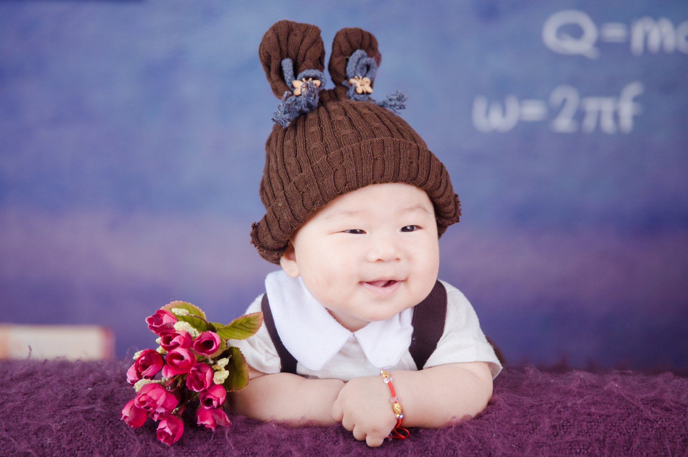 镇江正规医院捐卵捐卵女孩面对宝宝的耳屎该如何清理？